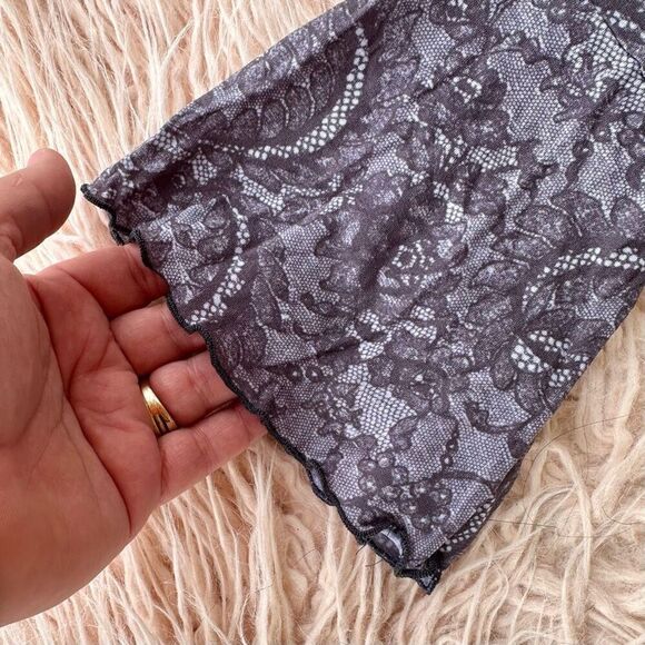 Vintage Nylon Top - Picture 6 of 6